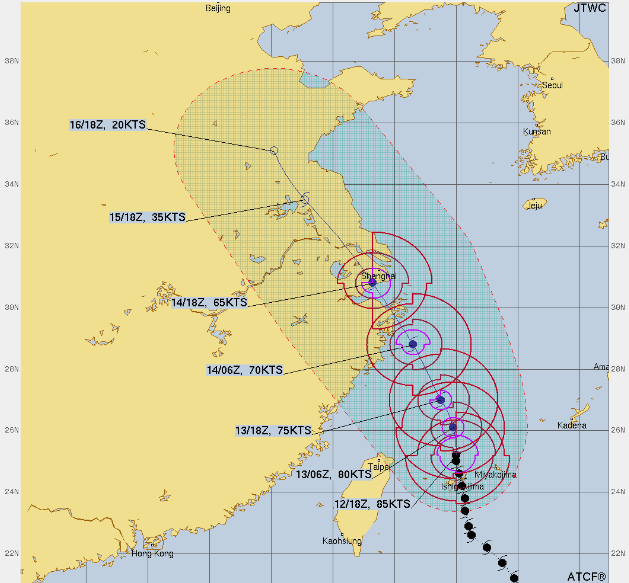 2022年9月13日台風12号のJTWCの進路予想図